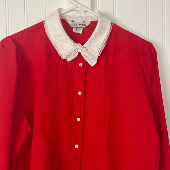 Vintage Red Blouse Bow Tie Neck White Collar Lace Pleated Front Alice Stuart - Picture 4 of 15